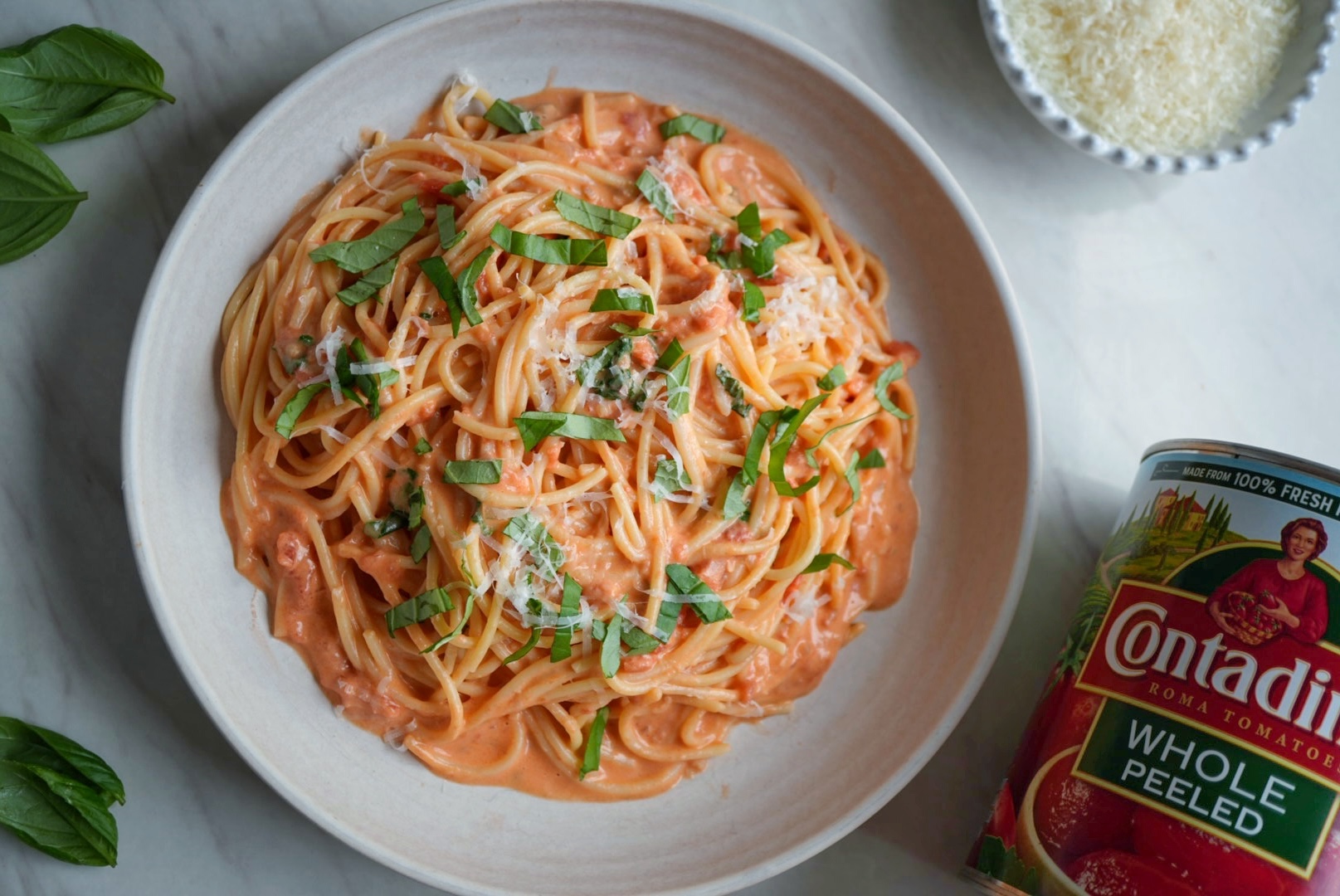 Creamy Tomato Basil Spaghetti with Spinach and Mozzarella